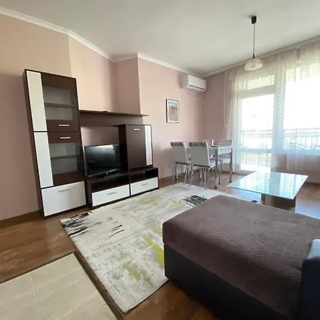 Apartament Ж К 